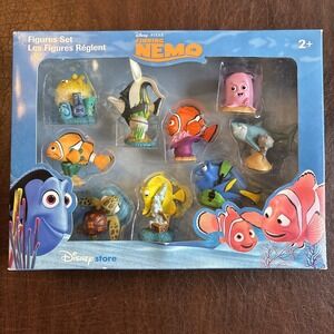 Disney Store Finding Nemo Figures Set.‎ New with Original box.